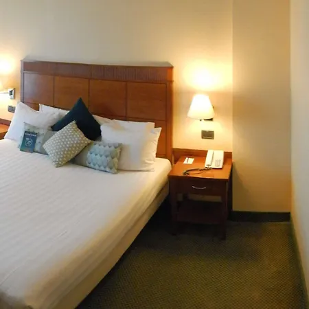 Mercure Leonardo Da Vinci Rome Airport 4*