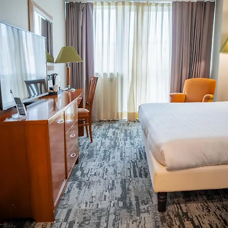 Ξενοδοχείο Mercure Leonardo Da Vinci Rome Airport 4*