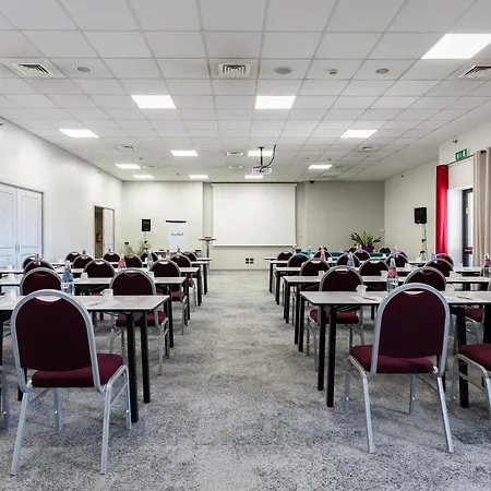 Mercure Leonardo Da Vinci Rome Airport Hotel 4*