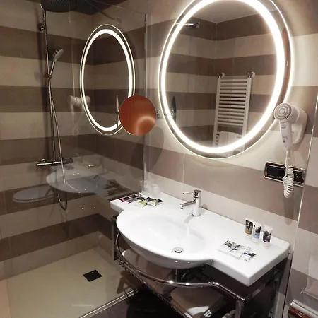 Mercure Leonardo Da Vinci Rome Airport 4*