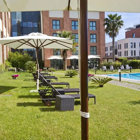 Mercure Leonardo Da Vinci Rome Airport 4*