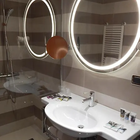 فندق Mercure Leonardo Da Vinci Rome Airport 4*