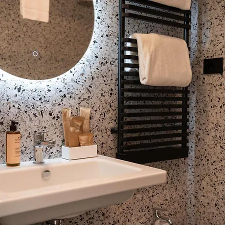 فندق Mercure Leonardo Da Vinci Rome Airport فيوميتشينو