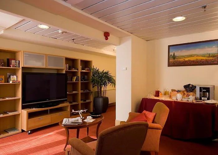 Mercure Leonardo Da Vinci Rome Airport 酒店 4*