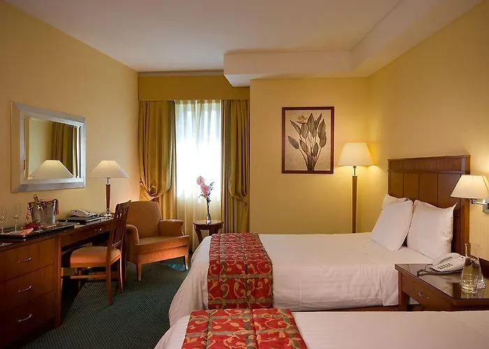 Mercure Leonardo Da Vinci Rome Airport 4*