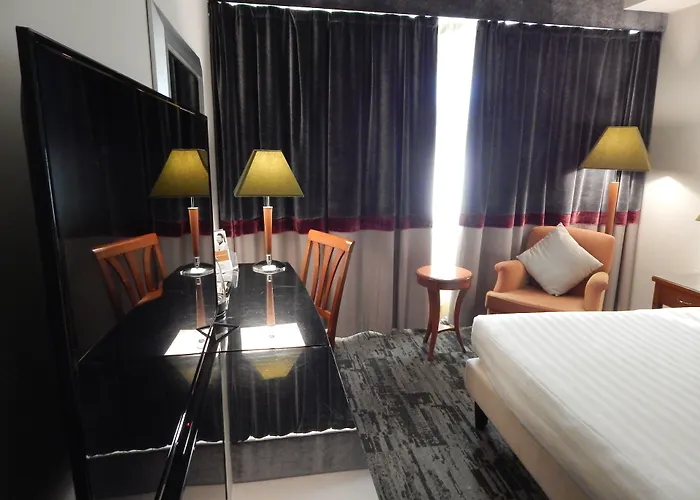 酒店 Mercure Leonardo Da Vinci Rome Airport 4*